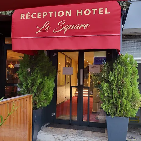 Hotel Square 2*
