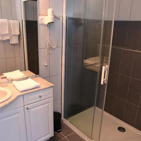 Le Square Hotel