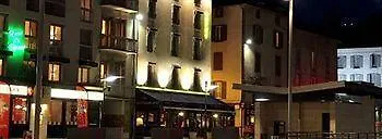 Le Square Hotel